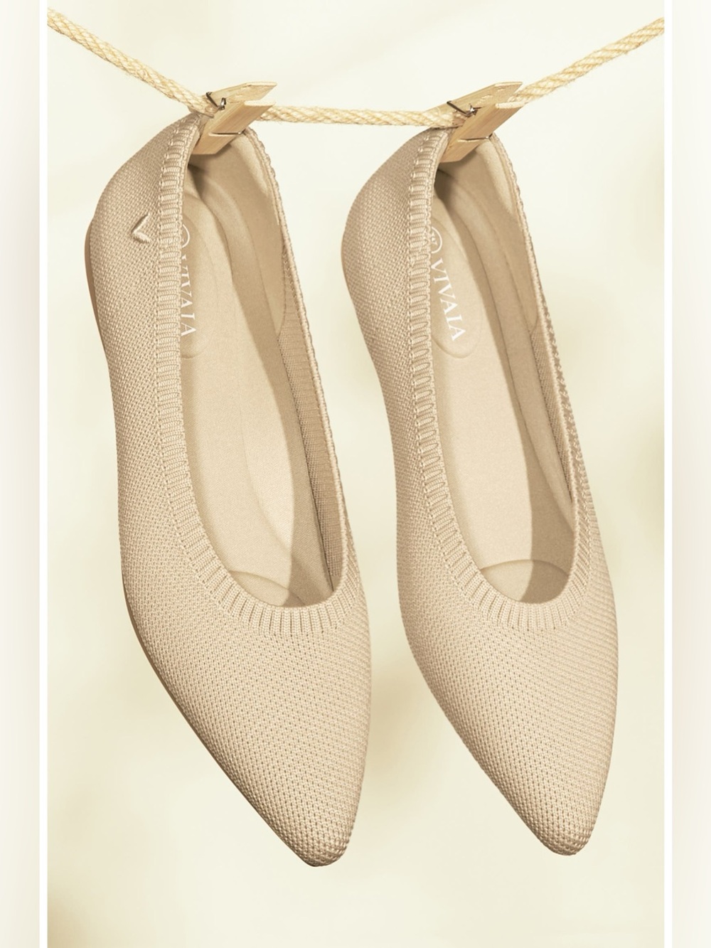 Vivaia Aria 5 Pointed-Toe Ballet Flats Size 7.5 Almond